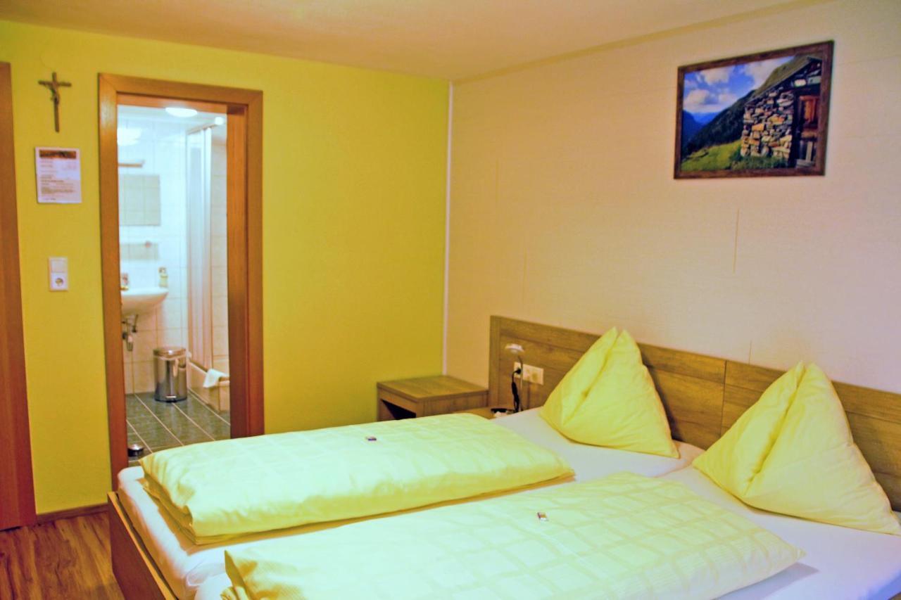 Haus Waldheim Hotel Sankt Leonhard im Pitztal Eksteriør billede
